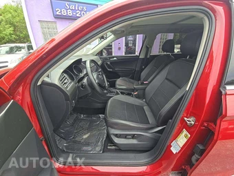 2021 Volkswagen Tiguan SE – miniatura 3