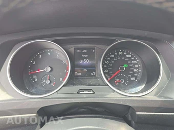 2021 Volkswagen Tiguan SE – miniatura 6