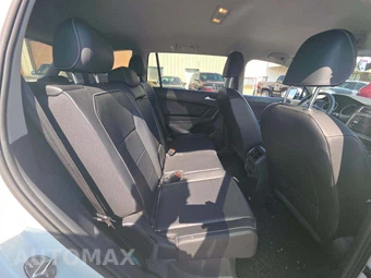 2021 Volkswagen Tiguan SE – miniatura 17