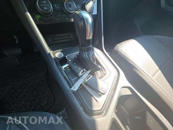 2021 Volkswagen Tiguan SE – miniatura 8