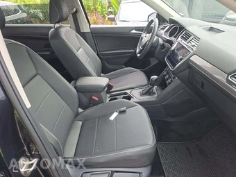 2021 Volkswagen Tiguan SE – miniatura 18