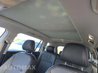 2021 Volkswagen Tiguan SE - miniatura 11