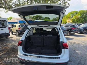 2021 Volkswagen Tiguan SE - miniatura 15