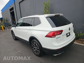 2021 Volkswagen Tiguan SE - miniatura 6