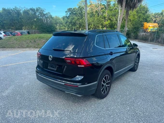 2021 Volkswagen Tiguan SE - miniatura 6