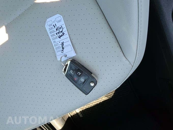 2021 Volkswagen Tiguan SE – miniatura 5