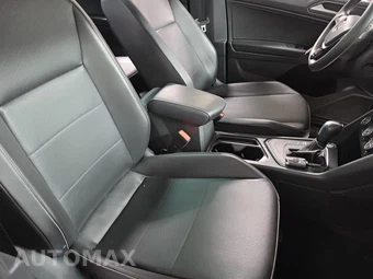 2021 Volkswagen Tiguan SE - miniatura 15
