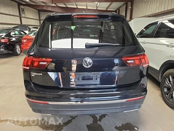 2021 Volkswagen Tiguan SE - miniatura 5