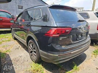 2021 Volkswagen Tiguan SE – miniatura 2