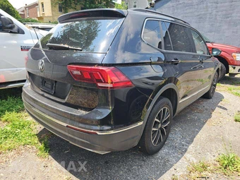 2021 Volkswagen Tiguan SE – miniatura 3