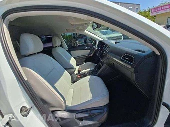 2021 Volkswagen Tiguan SE - miniatura 20