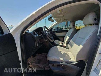 2021 Volkswagen Tiguan SE - miniatura 7