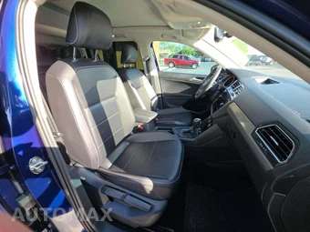 2021 Volkswagen Tiguan SE – miniatura 16