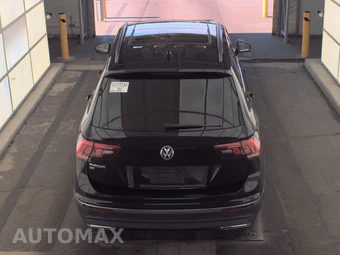 2021 Volkswagen Tiguan SE - miniatura 5