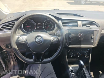 2021 Volkswagen Tiguan SE - miniatura 11
