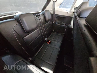 2021 Volkswagen Tiguan SE - miniatura 14