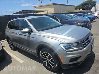 2021 Volkswagen Tiguan SE - miniatura 3