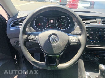 2021 Volkswagen Tiguan SE - miniatura 10