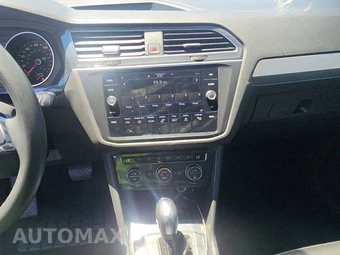 2021 Volkswagen Tiguan SE - miniatura 11