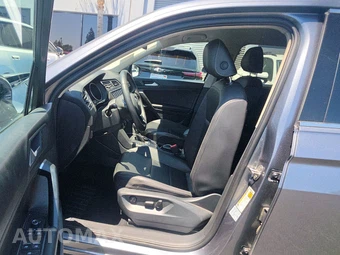 2021 Volkswagen Tiguan SE - miniatura 7