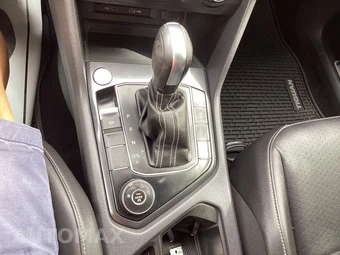 2021 Volkswagen Tiguan SE R-Line Black - miniatura 29