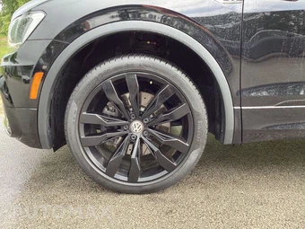 2021 Volkswagen Tiguan SE R-Line Black - miniatura 4