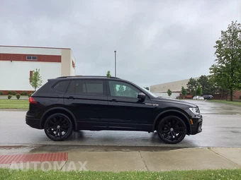 2021 Volkswagen Tiguan SE R-Line Black - miniatura 6