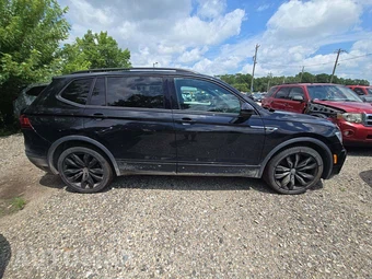 2021 Volkswagen Tiguan SE R-Line Black - miniatura 4