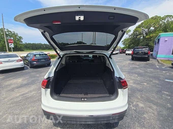 2021 Volkswagen Tiguan SEL – miniatura 11