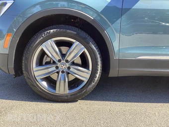 2021 Volkswagen Tiguan SEL - miniatura 4
