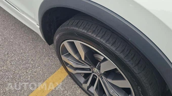 2021 Volkswagen Tiguan SEL Premium R-Line - miniatura 20