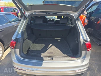 2021 Volkswagen Tiguan SEL Premium R-Line - miniatura 16