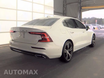 2021 Volvo S60 Recharge Plug-In Hybrid T8 Inscription - miniatura 4