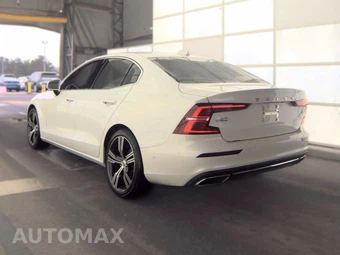 2021 Volvo S60 Recharge Plug-In Hybrid T8 Inscription - miniatura 6