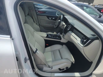 2021 Volvo S60 Recharge Plug-In Hybrid T8 Inscription - miniatura 8