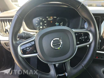 2021 Volvo S60 Recharge Plug-In Hybrid T8 R-Design - miniatura 10
