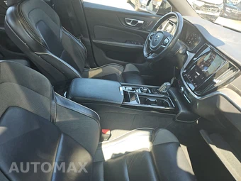 2021 Volvo S60 Recharge Plug-In Hybrid T8 R-Design - miniatura 8