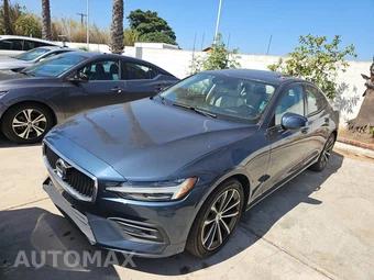 2021 Volvo S60 T5 Momentum