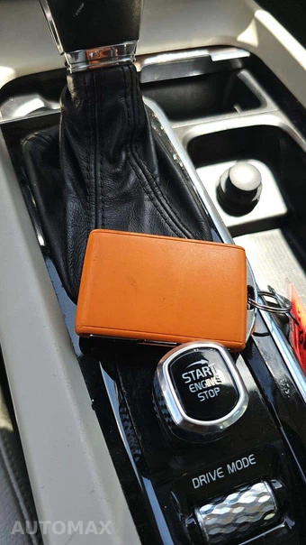 2021 Volvo S60 T5 Momentum – miniatura 17