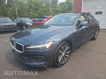 2021 Volvo S60 T6 Momentum