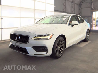 2021 Volvo S60 T6 Momentum