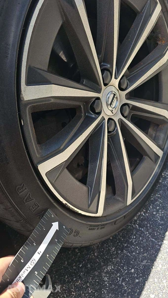 2021 Volvo S60 T6 Momentum - miniatura 21