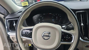 2021 Volvo V60 Cross Country T5 – miniatura 35