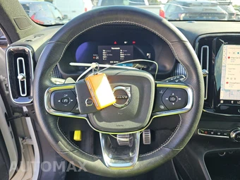 2021 Volvo XC40 Recharge Pure Electric P8 - miniatura 10