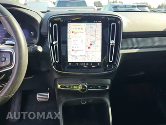 2021 Volvo XC40 Recharge Pure Electric P8 - miniatura 11