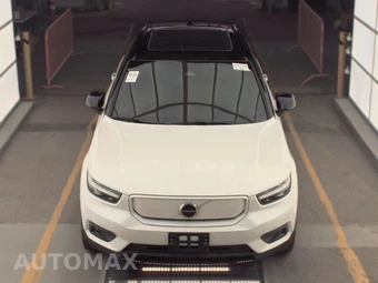 2021 Volvo XC40 Recharge Pure Electric P8 - miniatura 2