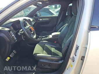 2021 Volvo XC40 Recharge Pure Electric P8 - miniatura 7