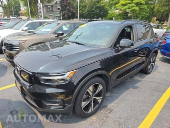 2021 Volvo XC40 Recharge Pure Electric P8