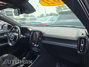 2021 Volvo XC40 Recharge Pure Electric P8 - miniatura 20
