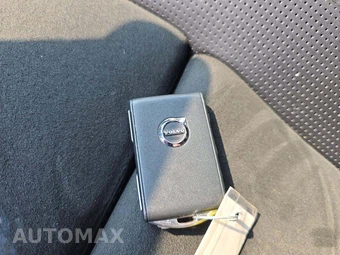 2021 Volvo XC40 Recharge Pure Electric P8 - miniatura 8